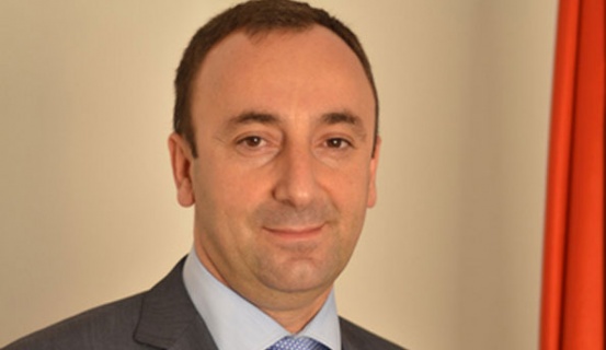 Մի կարծեք, թե վերմակ են գցում պատգամավորների վրա. Հրայր Թովմասյանը՝ ԱԺ ծախսերի մասին (տեսանյութ)