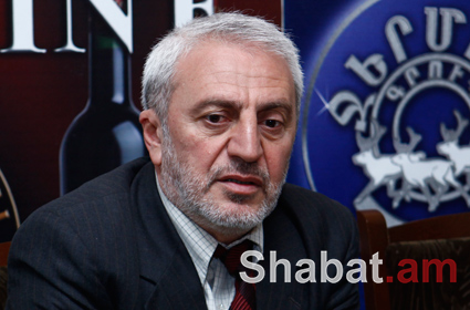 Ասեք Հ1-ից հայտնի ժուռնալիստ. չկա, պալատական սազանդար՝ խնդրեմ, կա. (տեսանյութ)
