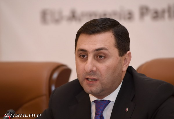 Ո՞ւր են տանում օմբուդսմենի դեմ պատվերի հետքերը. «Ժողովուրդ»