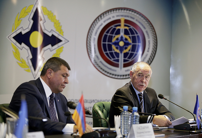 ՀՀ ոստիկանապետն ընդգծել է թմրամիջոցների անօրինական շրջանառության հակազդման իրավասու մարմինների ղեկավարների համակարգող խորհրդի դերը (լուսանկարներ)