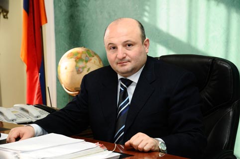 Սահմանադրական բարեփոխումներում, եթե միասեռականություն չկա` ես «այո» եմ ասում. Վարդան Ղուկասյան. «Հրապարակ»