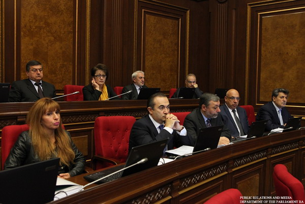  «Ժառանգություն»-ում որոշումներ կայացնելու հարցում խնդիր է առաջացել. «Ժողովուրդ»    