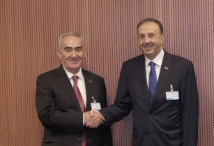 Գալուստ Սահակյանը հանդիպել է Սիրիայի խորհրդարանի ղեկավարի հետ