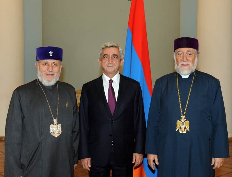 25 տարիների ընթացքում առաջին անգամ եկեղեցին հակառակվում է իշխանությունների կամքին. «Ժողովուրդ»    