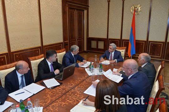 Սերժ Սարգսյանը խորհրդակցություն է հրավիրել Շիրակի մարզի գերակայությունները քննարկելու նպատակով