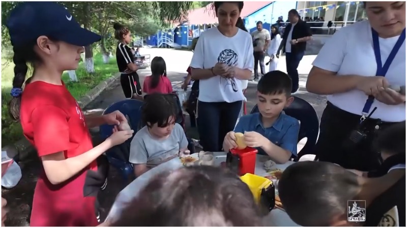 Ներառական ճամբար՝ 150 երեխայի ու ծնողի համար (տեսանյութ)