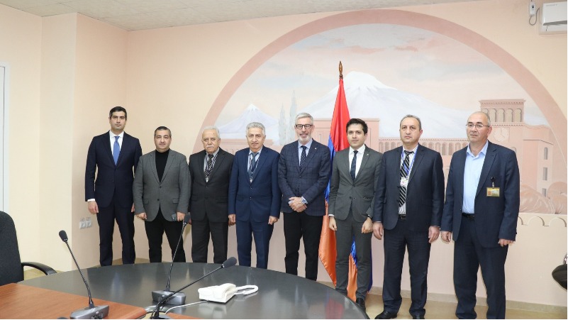 Շվեդիայի դեսպանի հետ քննարկվել են Հայաստանում նոր էներգաբլոկի կառուցման ծրագրին առնչվող հարցեր