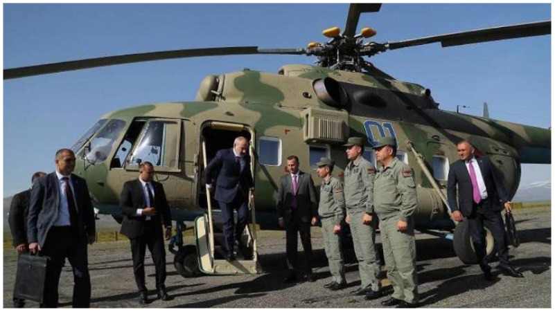 Փաշինյանի ուղղաթիռն արտակարգ վայրէջք է կատարել Վանաձորի մարզադաշտում