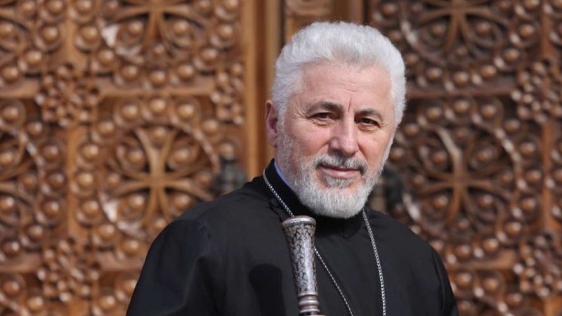 Պուտինը պարգևատրել է Եզրաս արքեպիսկոպոսին