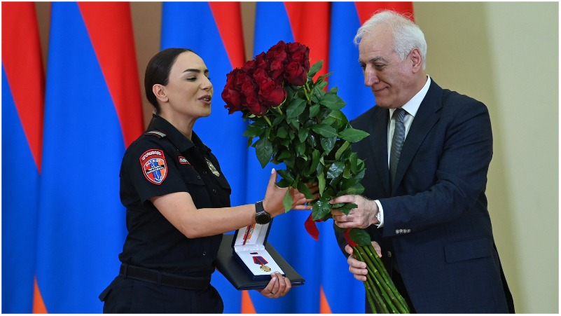 ՆԳՆ մի խումբ ծառայողներ Հանրապետության տոնի առթիվ պարգևատրվել են (լուսանկարներ)