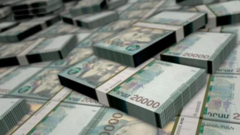 Հանցավոր խմբի անդամները գնորդներից հափշտակել են առանձնապես խոշոր չափերով գումար