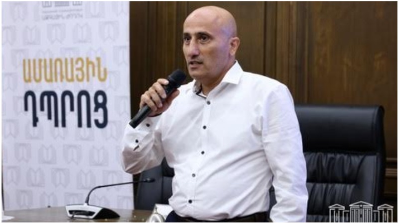 ԿԸՀ նախագահը հանդիպել է «Ամառային դպրոց» ծրագրի մասնակիցներին