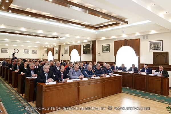 Հանձնարարվել է խստորեն վերահսկել համատիրությունների աշխատանքը (լուսանկարներ)