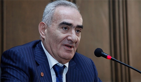 Երբ «պետության ձայնը» հնչում է Գալուստ Սահակյանի շուրթերից. «ՉԻ»