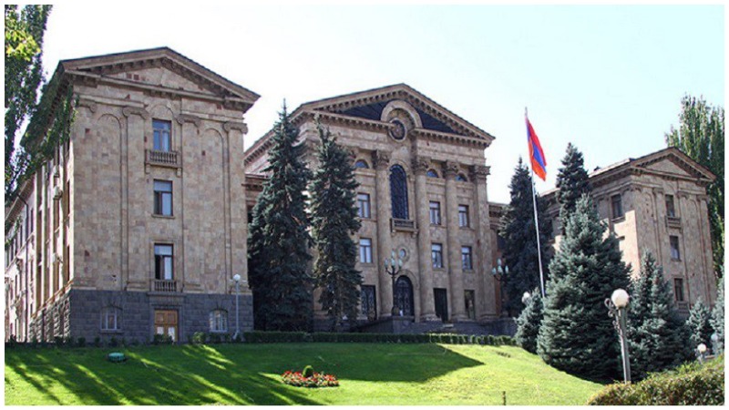 ԱԺ նիստ (ուղիղ)
