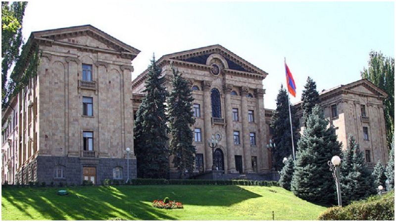 ԱԺ նիստ (ուղիղ միացում)