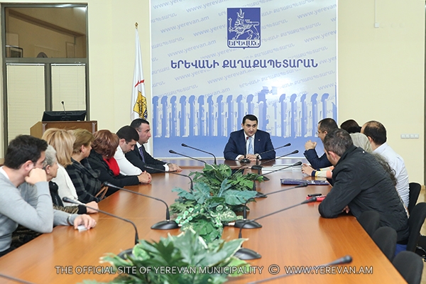 Նոր բնակարանների բանալիներ`4-րդ կարգի վթարային շենքերի ևս 8 ընտանիքների