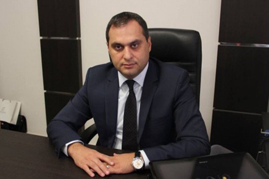 Վեց հայտնի փաստաբաններ բացատրություն են ակնկալում ՓՊ նախագահ Արա Զոհրաբյանից