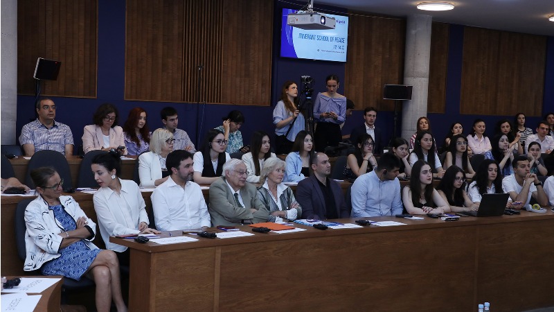 Դասախոսություններ հայ երիտասարդների համար՝ Խաղաղության եռօրյա շրջիկ դպրոցի շրջանակում (լուսանկարներ)