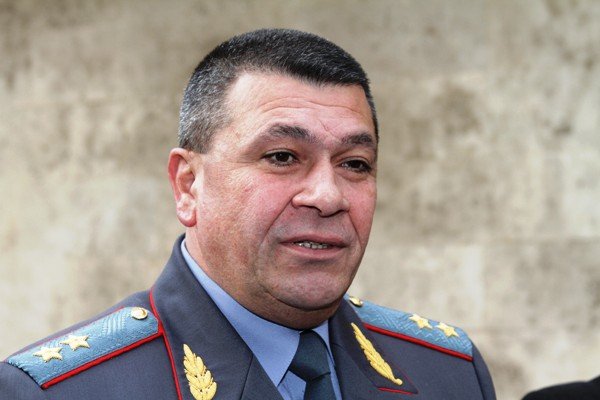 ՀՀ ոստիկանության պետ, գեներալ-լեյտենանտ Վլադիմիր Գասպարյանը անձնագրային և վիզաների վարչության նոր պետ է նշանակել