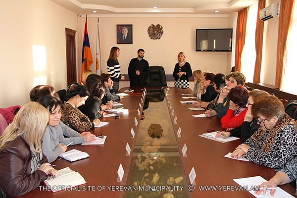 «Հայը և իր երգը» թեմայով քննարկում Նոր Նորքում (լուսանկարներ)
