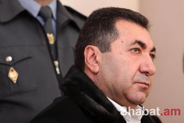 Ինչ թանկարժեք ավտոմեքենաներ ունի Երեւանի ՃՈ նախկին պետ Մարգար Օհանյանը, ով է նվիրել նրա առաջին մեքենան, ինչպես են արձագանքում ավտոտեսուչները՝ նրան կանգնեցնելիս եւ ավելին
