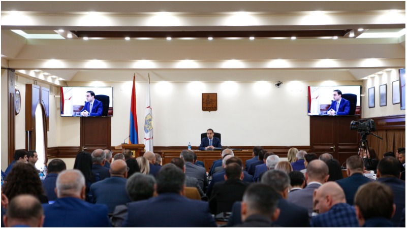 Հասարակական տրանսպորտում բարեփոխումները պետք է հասցվեն ավարտին. Տիգրան Ավինյան