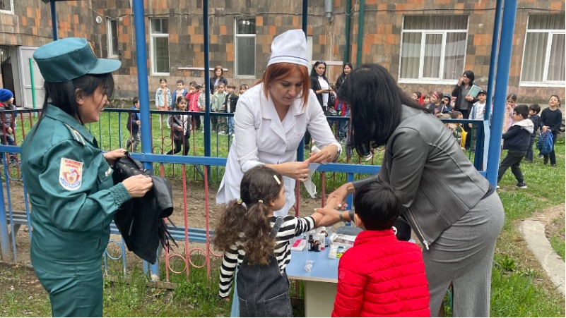 Ուսուցողական միջոցառումներ` ուսումնական հաստատություններում և կազմակերպություններում