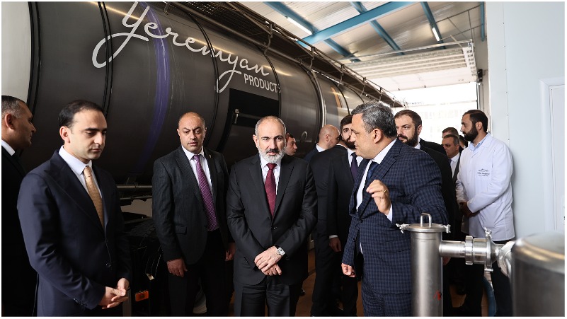 Վարչապետը ներկա է գտնվել կաթնամթերքի արտադրության գործարանի բացմանը (լուսանկարներ)