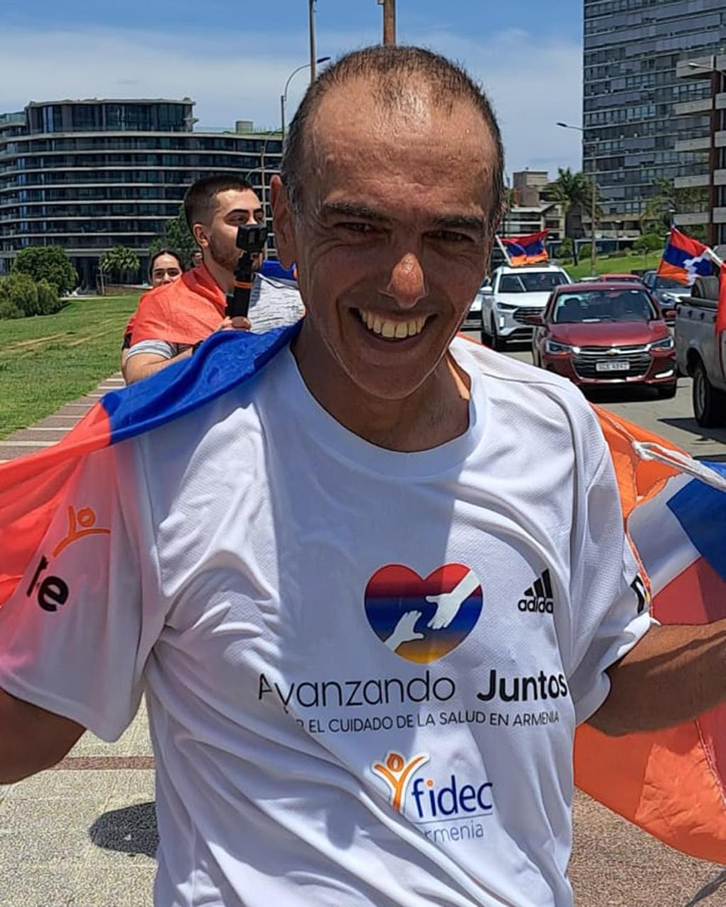 PabloElmassian_arrival_UruguayArmeniaPlaza_FIDEC1.jpeg