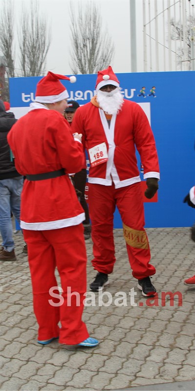 f9099b1bfc7c41f8acf4IMG_4144_399x800.jpg