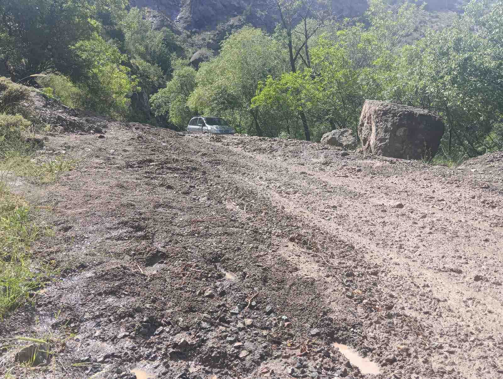 ՍելավայինհոսքՀ-43ավտոճանապարհի11-րդկմ-ին(5).jpg
