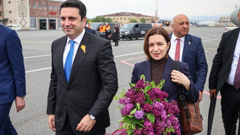 Հայաստան է ժամանել Մոլդովայի Հանրապետության նախագահը