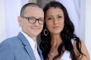 Хакеры взломали аккаунт вдовы Честера Беннингтона в Twitter ...