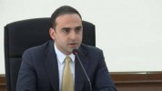 Ամեն օր մեկը ինձ վիրավորում ա, թևերներս չենք քշտում, գնում ծեծում. Ավինյան (տեսանյութ)
